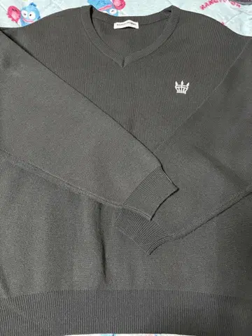 RODEO CROWNS V넥 스웨터