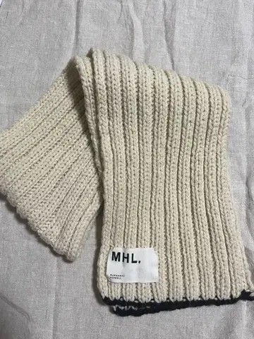 MHL. 리브 머플러 아이보리
