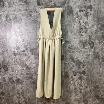 ITEMS 오버롤 스커트 프리 사이즈 성숙/러블리 베이지 (F)
