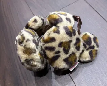 레오파드 무늬 퍼 귀도리 미키마우스