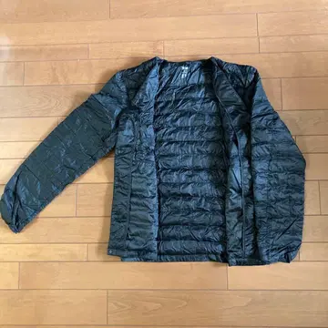 UNIQLO 블랙 라이트 다운 XS