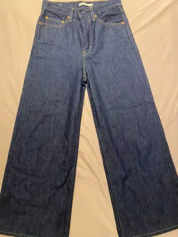 LEVI'S Premium RIBCAGE WIDE LEG 28inch