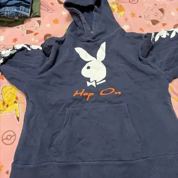 토끼 로고 후드 부착 후드티 네이비