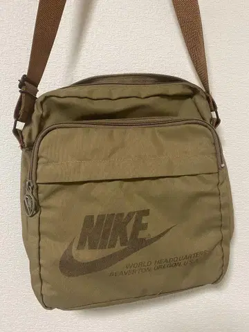 NIKE 숄더백 카키색 vintage