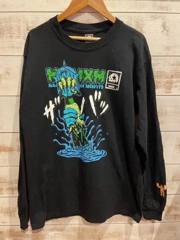 매지컬 모쉬 미스핏츠 로빈 마스크 근육맨 긴팔 티셔츠 M 사이즈
