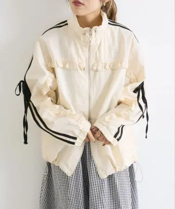 w closet 프릴 라인 자켓