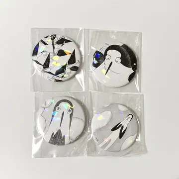쿠지마 노래하면 집이 무너져요 트레이딩 홀로그램 캔뱃지 쿠지마 4종 세트
