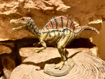 공룡 스피노사우루스 피규어  ARAKI, Kazunari