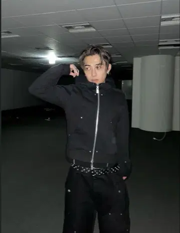 jentlouis 더블 지퍼 후드티 초레어 레어템 즉완품
