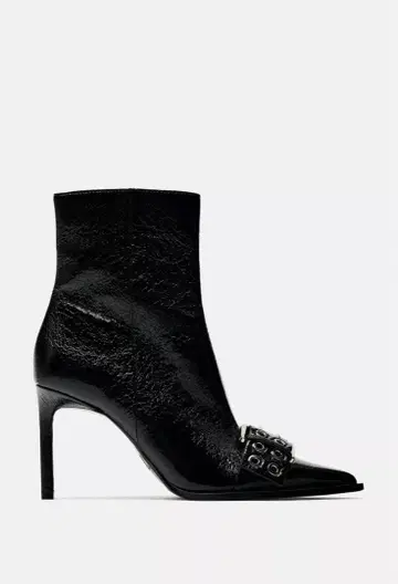 블랙 스틸레토 부츠