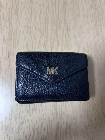 MICHAEL KORS 블랙 3단 폴더형 지갑