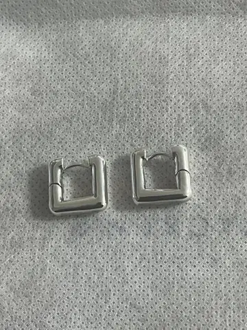 BONEE SQUARE HOOPS(MINI) SILVER