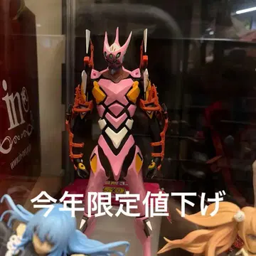 에반게리온 8호기 피규어