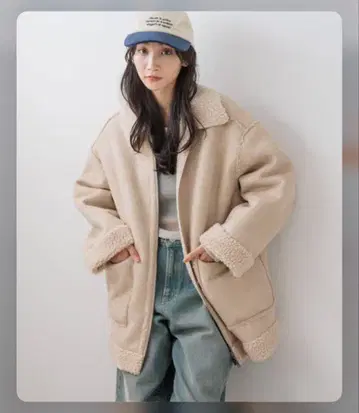 가격 인하 베이지 리버서블 무스탕 코트 LOWRYSFARM