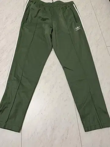adidas 올리브 그린 팬츠 L 사이즈