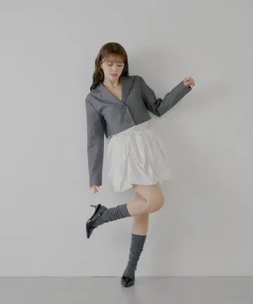 Chico 그레이 크롭 테일러드 자켓