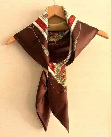 실크 100% 스카프 브라운/골드