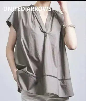 유나이티드 애로우즈 카프탄 프렌치 슬리브 블라우스