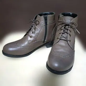 브리지트 버킨 사이드 지퍼 레이스업 부츠 그레이 22.5cm