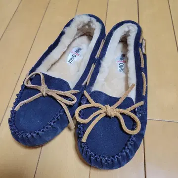 네이비 스웨이드 모카신 MINNETONKA 네이비 모카신 7