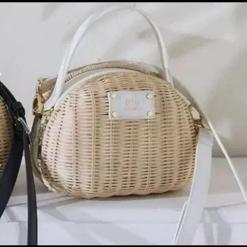 Riu Oval basket bag white riu 카고백