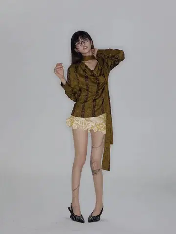 TAICHIKIM 빈티지풍 상의