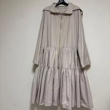 폭시 데이지린 티어드 코트