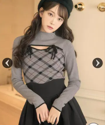 미셸 마카롱 데콜테 오픈 체크 니트탑