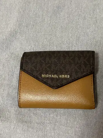 MICHAEL KORS 3단 폴더형 지갑 브라운/베이지