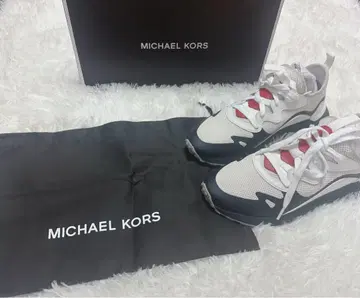 MICHAEL KORS 스니커즈 화이트/네이비 더스트백, 박스 포함