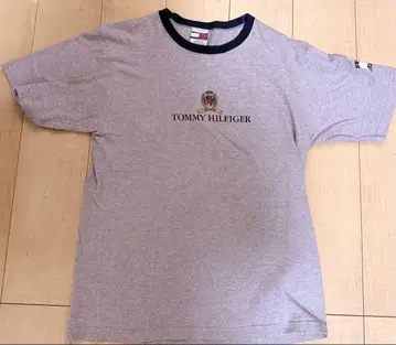 90's TOMMY HILFIGER 티셔츠 M 사이즈
