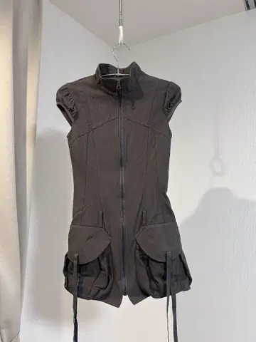 sculptor 미니 원피스 차콜 XS