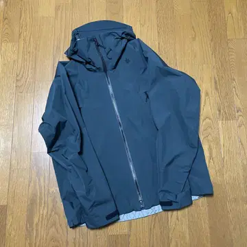 GOLDWIN GORE-TEX 3L 재킷