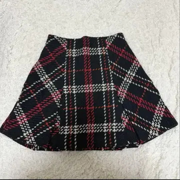 SNIDEL 로빙 체크 미니 스커트