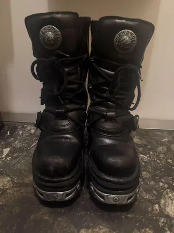 newrock M-373 사이즈 37
