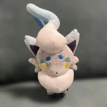 히스이 조로아 봉제 인형 색이 다른 포켓몬 센터 한정판