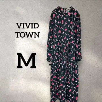 새상품급 VIVID TOWN 불꽃놀이 패턴 긴팔 원피스 사이즈 M