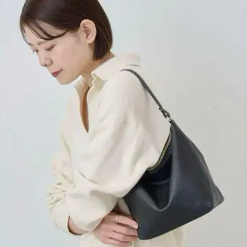 라시드 소프트 가죽 심플 숄더백
