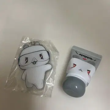 PLAVE EUNHOmmmm 메디힐 아크릴 키링과 핸드 크림