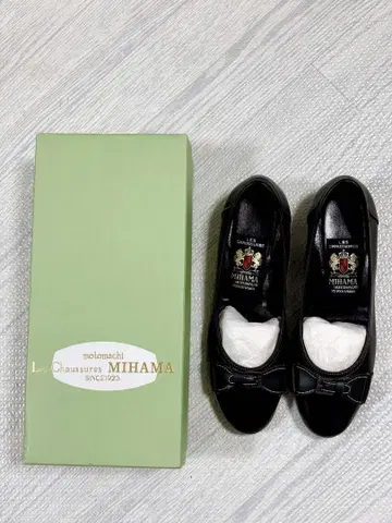 MIHAMA 블랙 플랫슈즈 22cm
