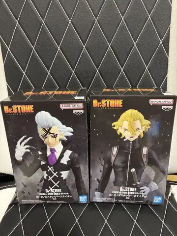 Dr. STONE 피규어 2체 세트