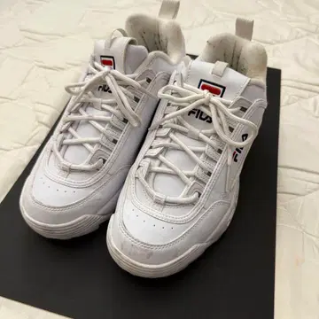 FILA 디스럽터 2 화이트 통굽 스니커즈