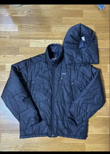 Patagonia 퍼프 자켓 M size 블랙