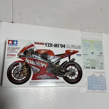 타미야 프라모델 야마하 YZR-M1'04 로시 자동차 변경 데칼 등 포함