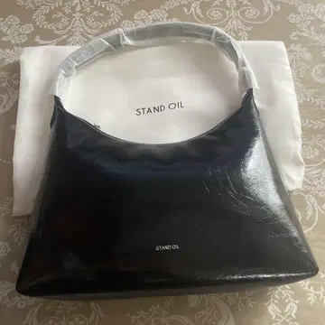 STANDOIL Plump bag 블랙 숄더백