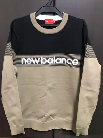 new balance 스웨터 블랙 베이지 사이즈 4