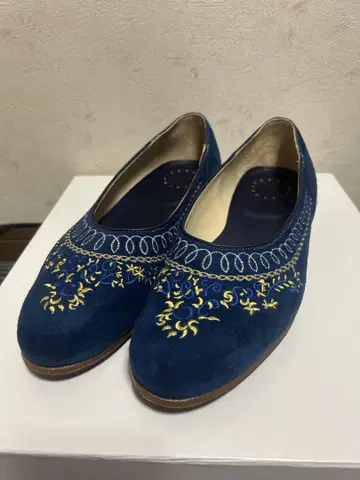 Post Production Dress Pumps 27cm