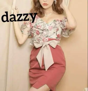 dazzy 프릴 소매 리본 포함 타이트 드레스