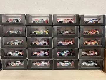 굿 스마일 레이싱 1/64 메르세데스 AMG GT3