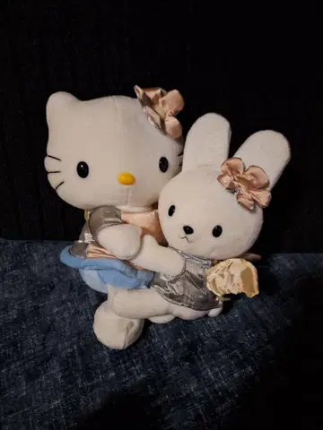헬로키티와 미미 봉제 인형